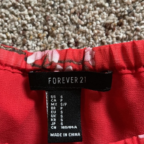 Forever 21 ruffle top - Picture 2 of 2